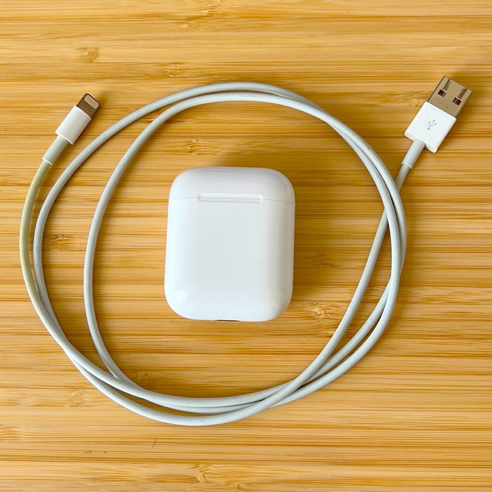 APPLE AirPods (2nd generation)